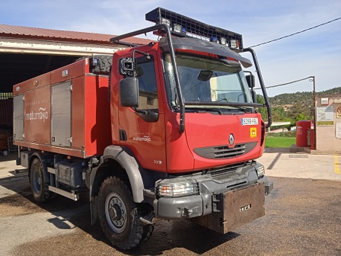 El Matarraña traspasa camiones  de extinción de incendios a la DGA