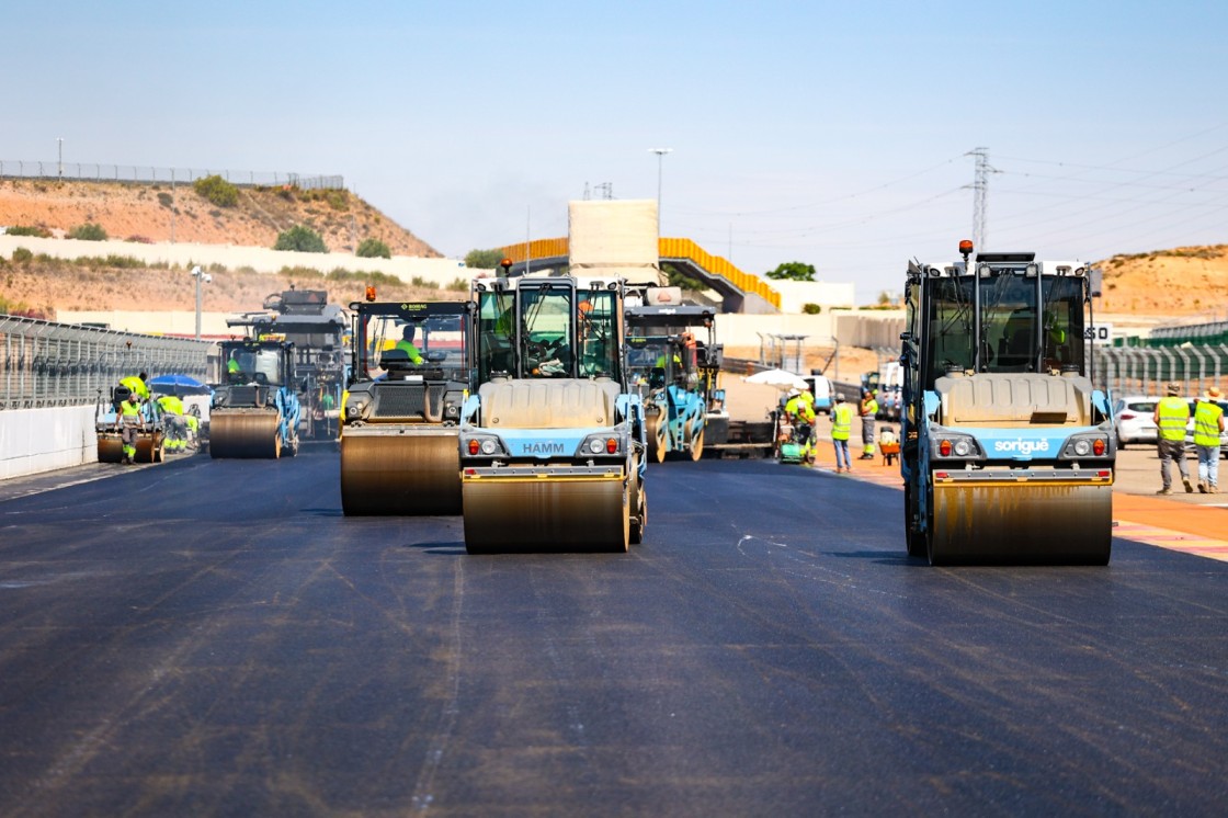 El reasfaltado de Motorland  Aragón concluirá la próxima semana