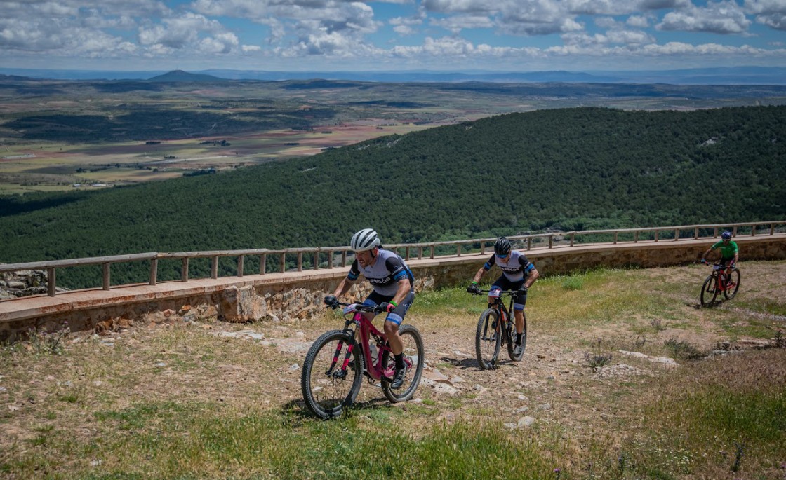 Diego Férriz aspira a  podium en el cierre de la Berrea Bike Race