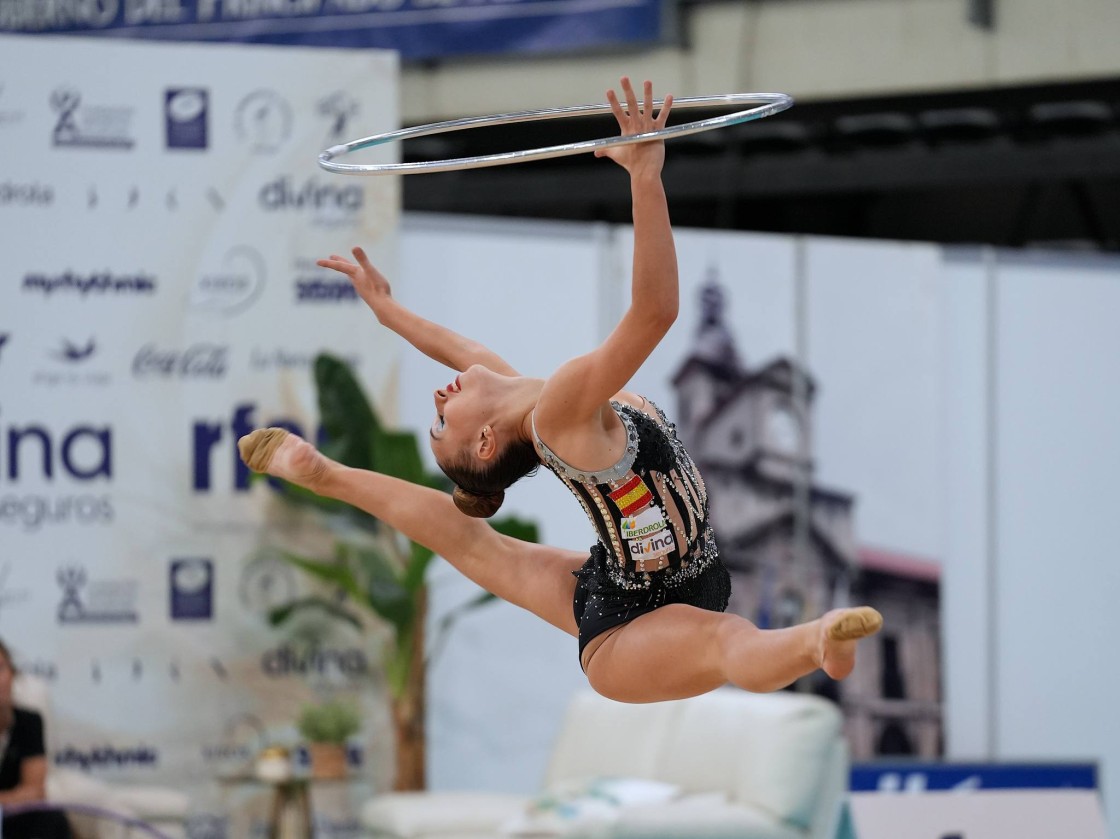 Alba Bautista y Polina Berezina, duelo en la cumbre en Avilés