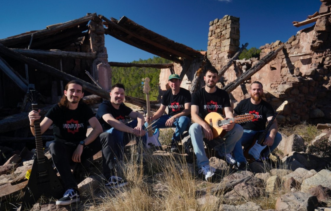 Bandurrock estrena su primer disco, un EP que defenderá en directo en La Vaquilla