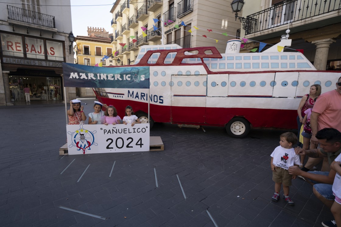 Los Marinos inician su navegación hacia la Vaquilla con un ‘photocall’ para los más pequeños