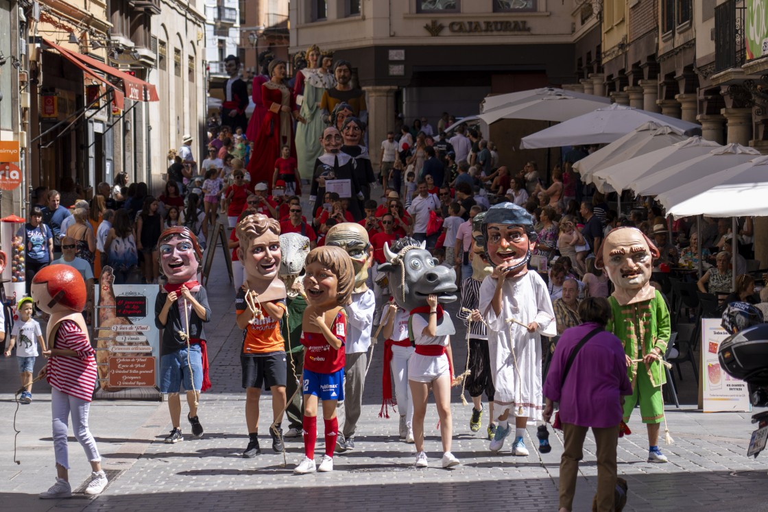 Teruel vive una mañana gigante con los más pequeños como protagonistas