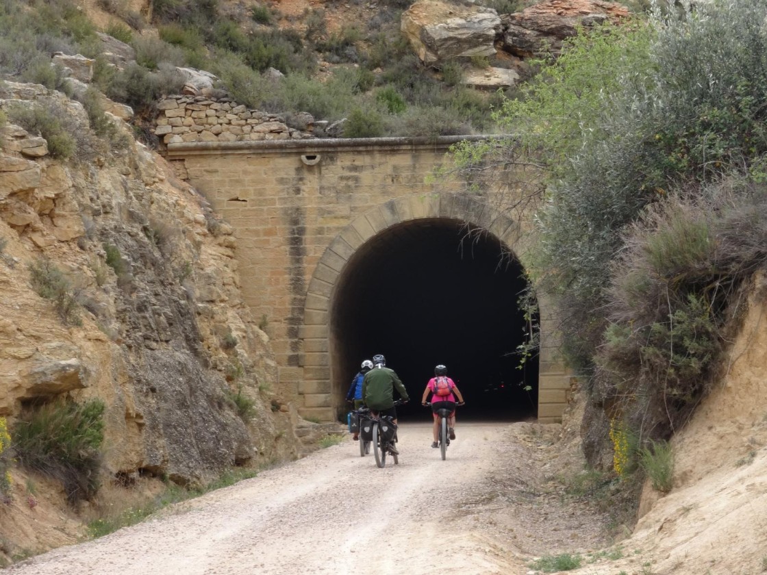 El túnel 3 y el del Equinoccio de las obras que ejecuta Tragsa tendrán iluminación artificial