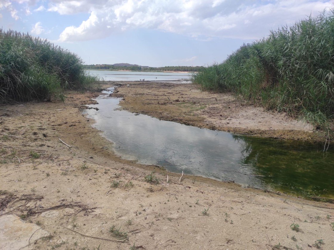 La crecida del Guadalope en cabecera apenas incide en los embalses