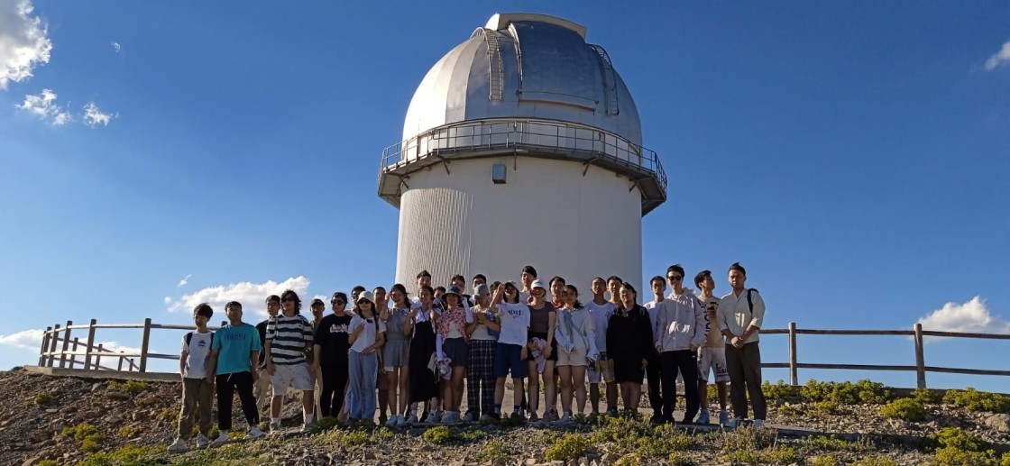 Otro grupo de estudiantes chinos de Física se forma en Galáctica en astronomía práctica