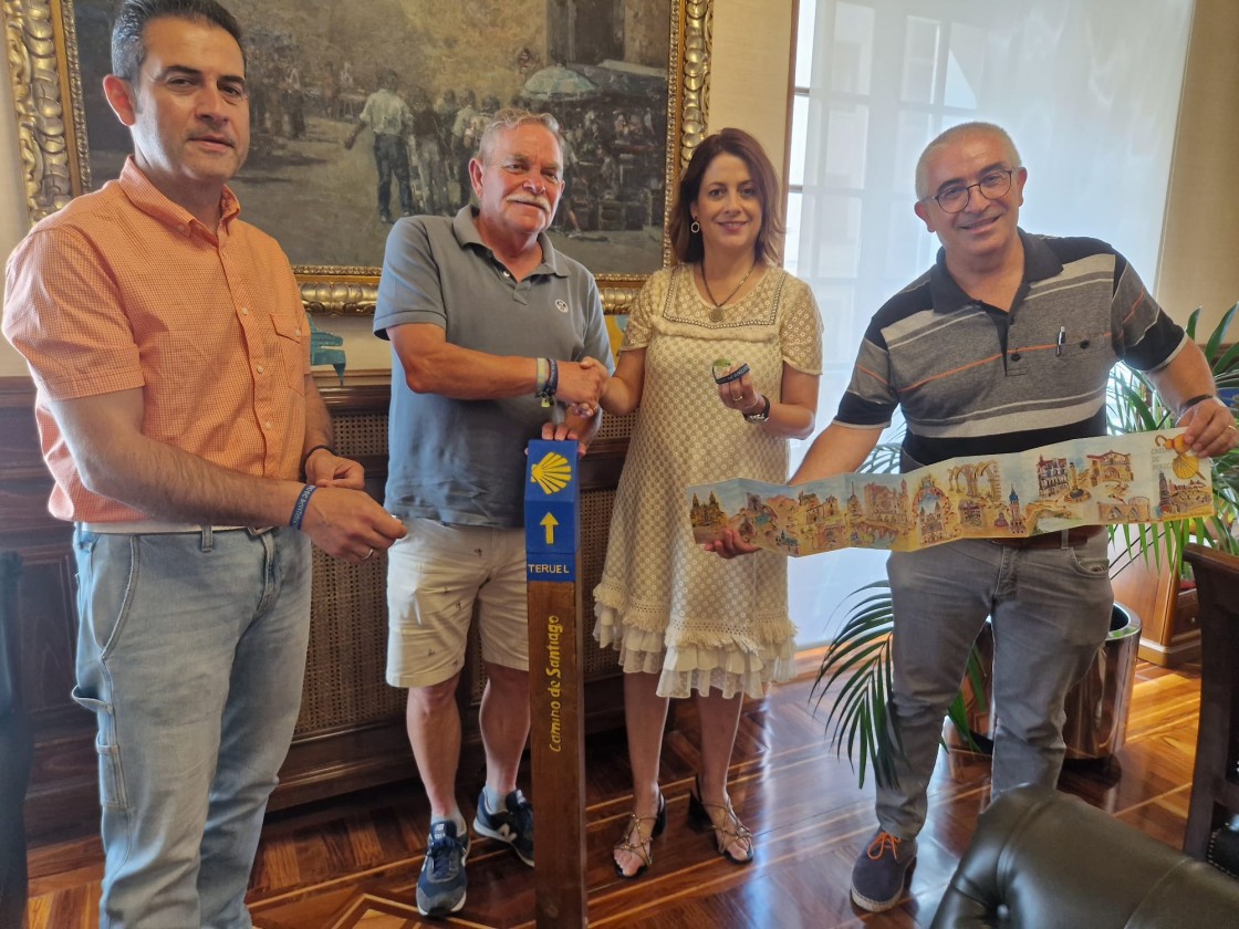 Presentan el Camino de Santiago de Sagunto que pasa por la capital turolense