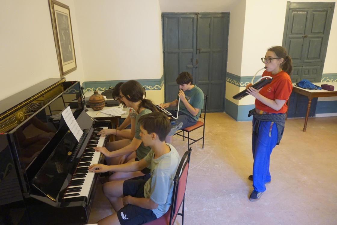 Sesenta jóvenes se forman en música, teatro y danza en el Curso de Artes Escénicas de Albarracín