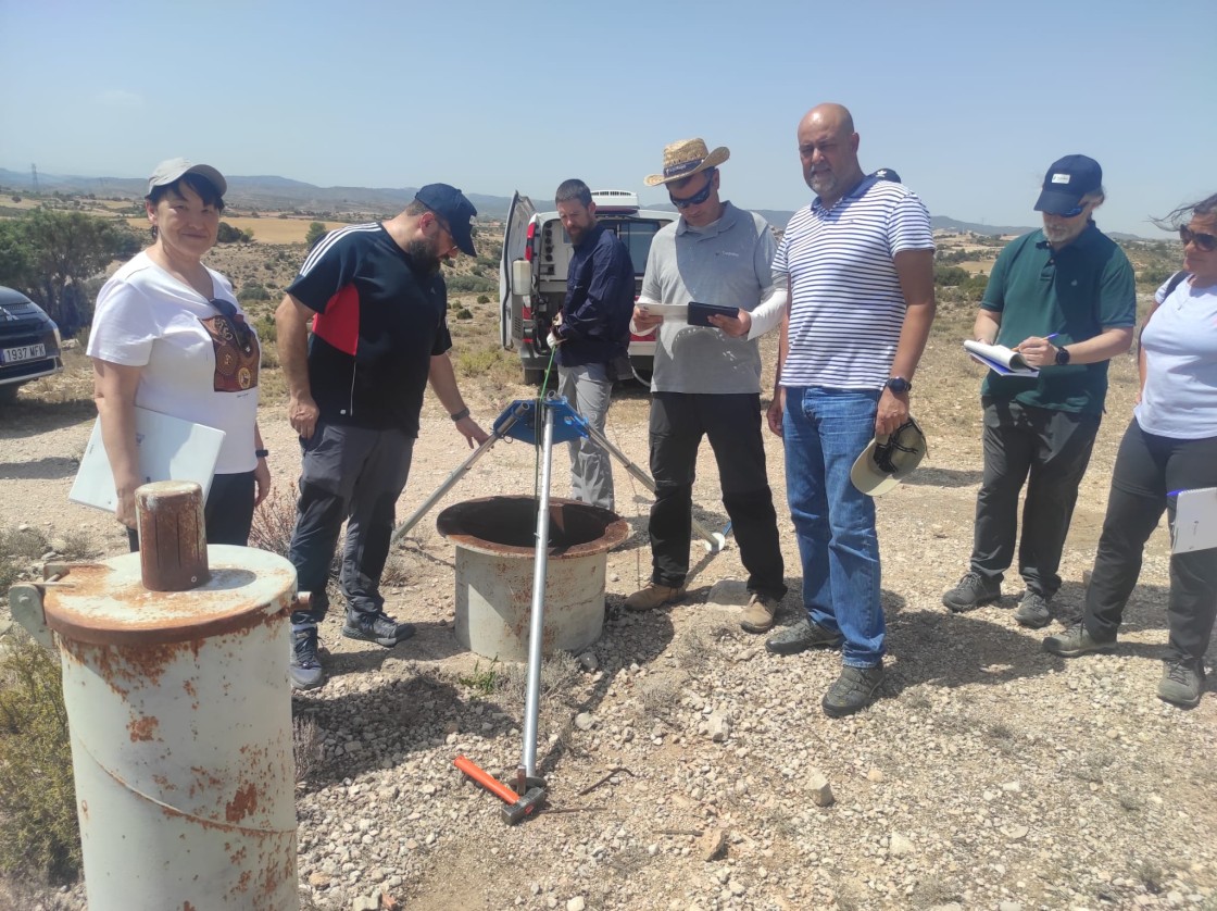 Empiezan los trabajos previos en el sondeo de agua subterránea en Los Fontanales