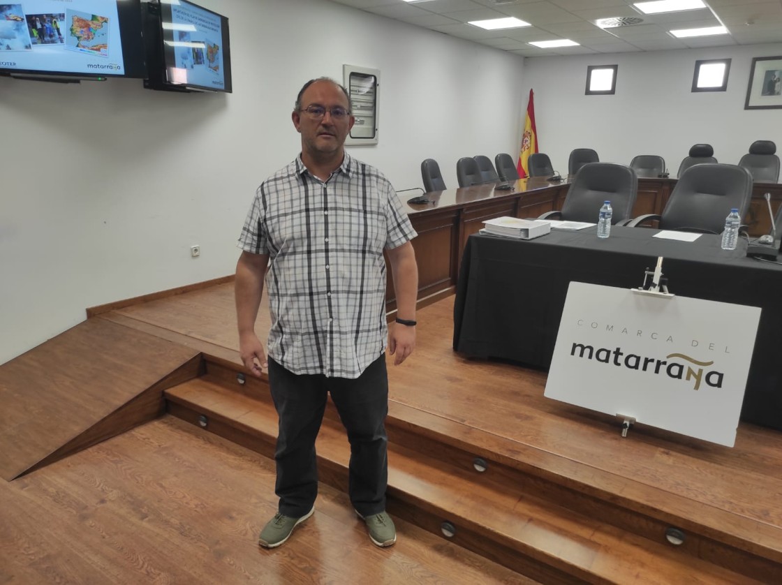 Carlos Lacaba, responsable de la empresa Geoter, que ha revisado el plan de protección civil del Matarraña: “El riesgo de incendio es muy alto en la práctica totalidad de la Comarca del Matarraña”