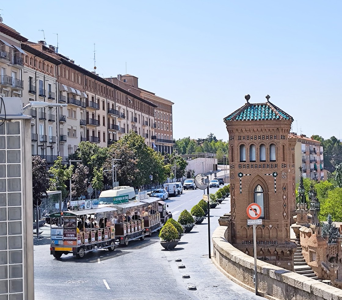 El tren turístico, protagonista un verano más en las calles de Teruel