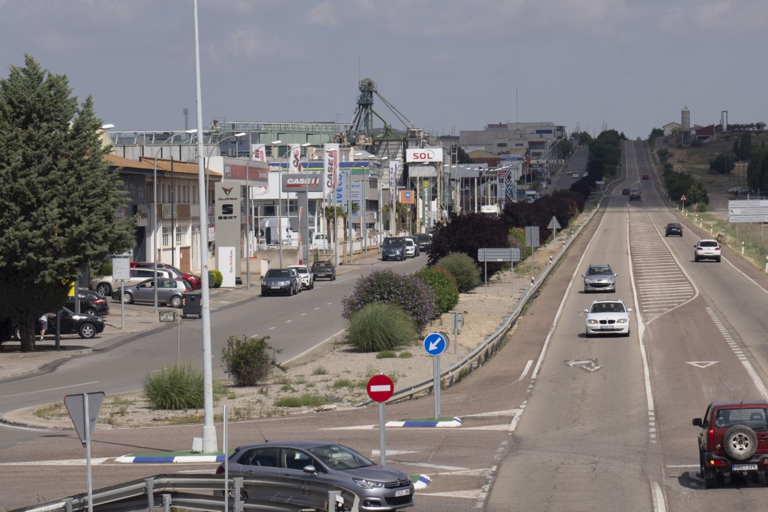 Licitada  una nueva fase de asfaltado del parque empresarial La Paz de Teruel