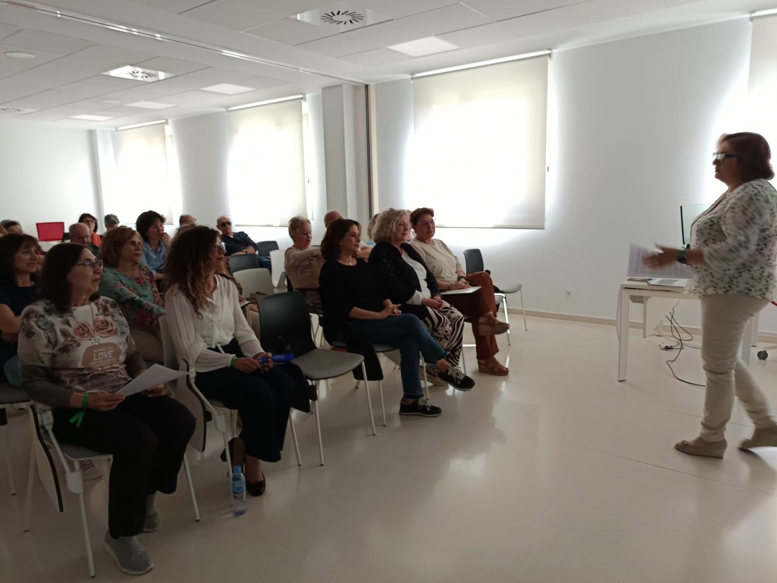 El centro sociocultural de San Julián vuelve  a abrir este lunes  sus puertas tras el paréntesis vacacional