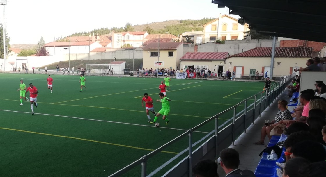 El Calamocha se lleva el derbi de  La Vega y pone en apuros al Utrillas (1-2)