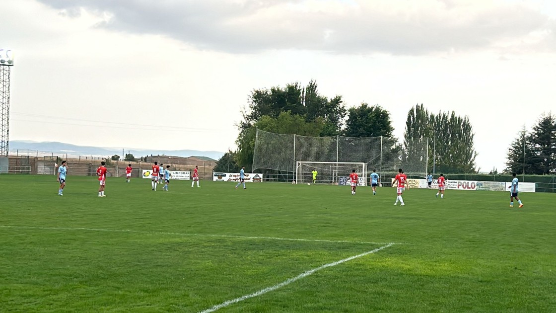 El Calamocha y el Brea se reparten  el dominio y pactan el empate final