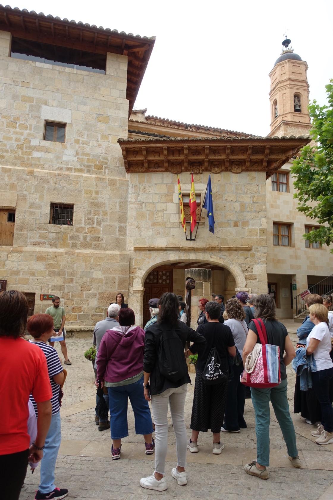 Los vecinos de Molinos conocen su patrimonio de la mano de expertos