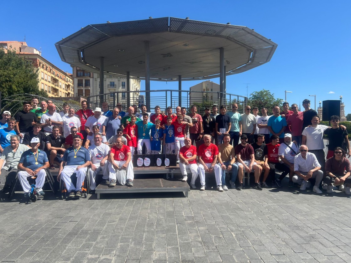 Comas y Yániz dan a Argentina el I Encuentro de Pelota de Teruel