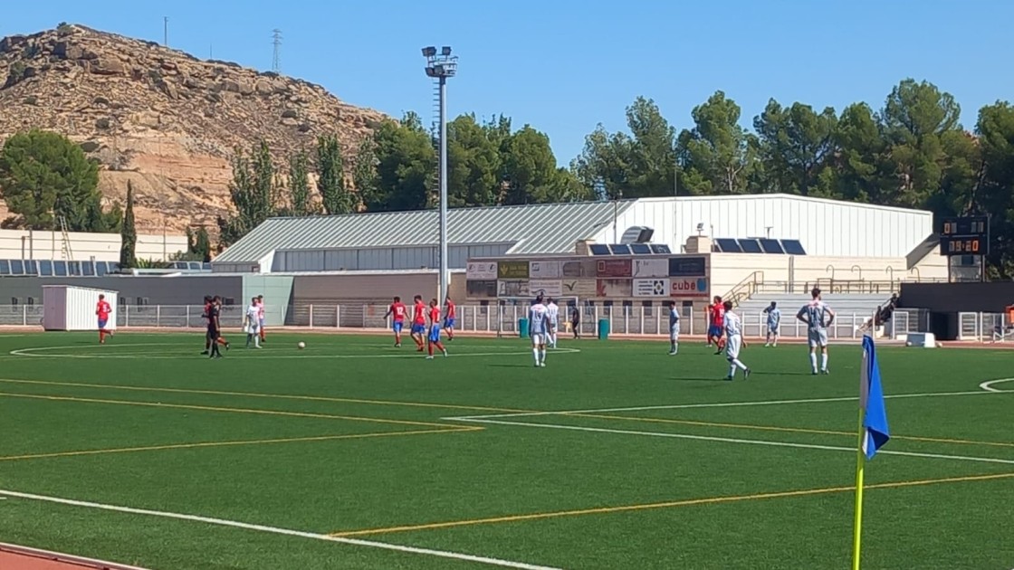 El Atlético Teruel le da al Sportin una dura bienvenida en la primera jornada de Preferente