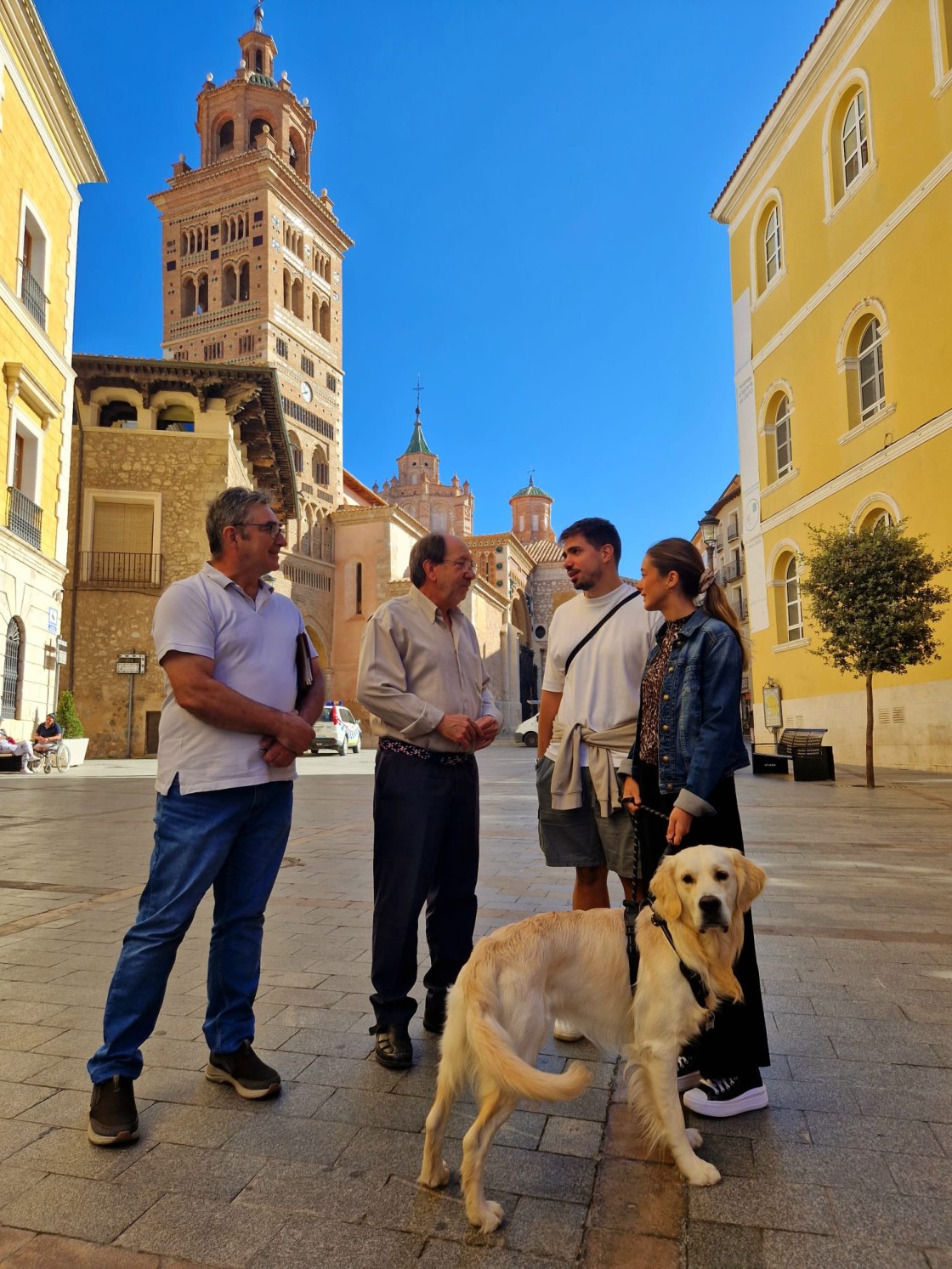 El Ayuntamiento de Teruel abre un proceso de participación ciudadana para determinar las zonas en las que los perros puedan ir sin correa