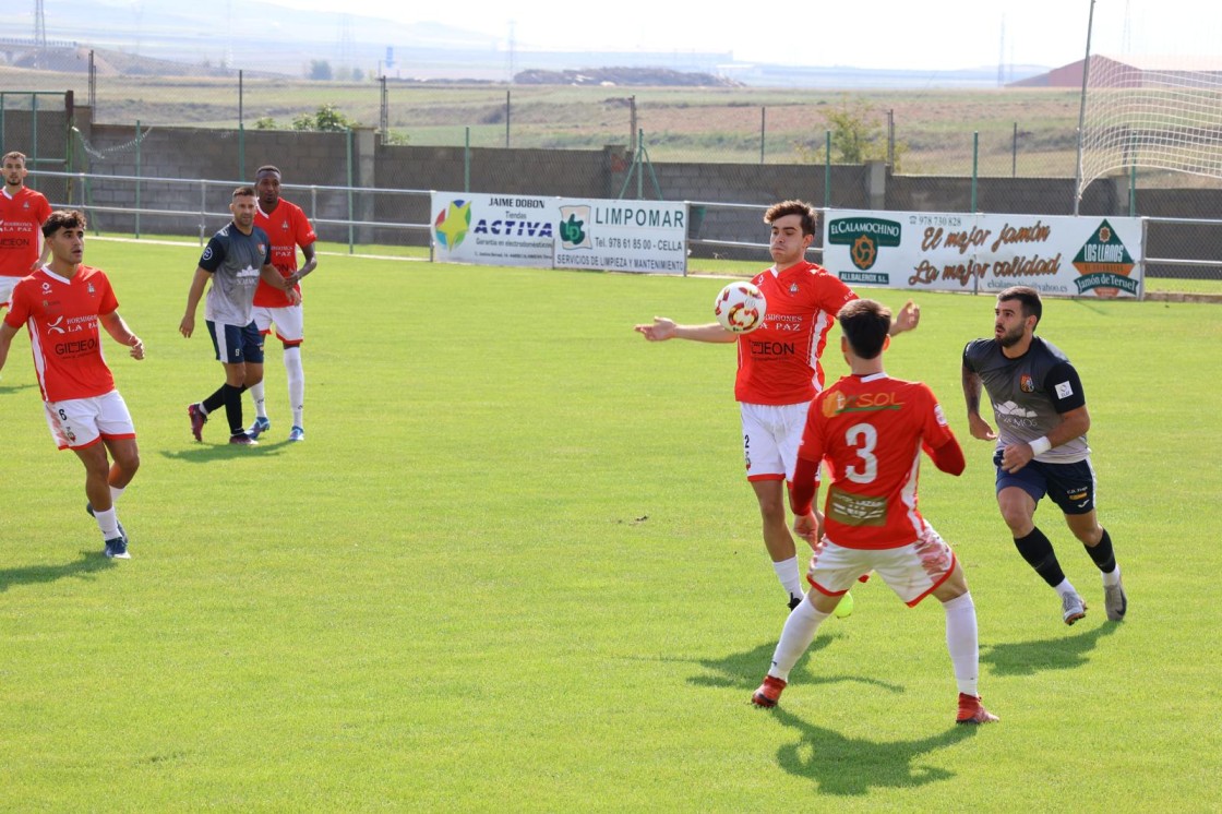 El Fraga aguanta el empuje del Calamocha y le rasca un empate (2-2)