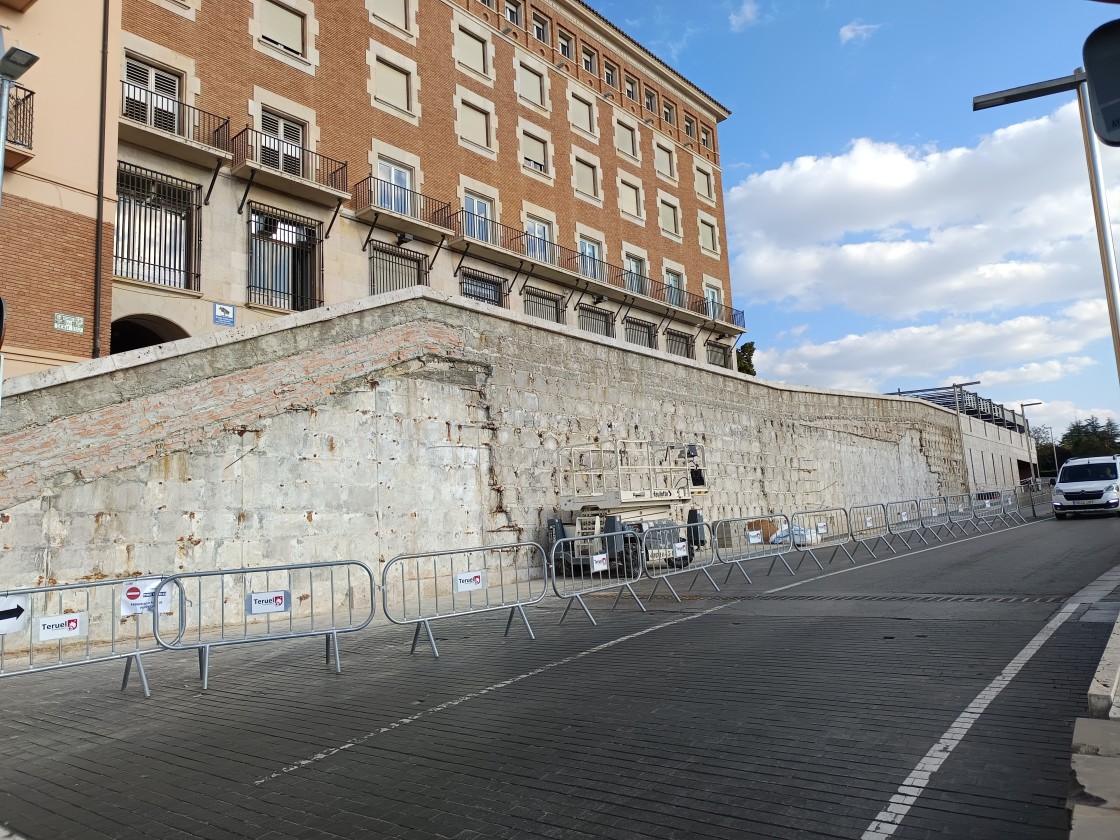 La subida por la Glorieta continuará cortada al tráfico