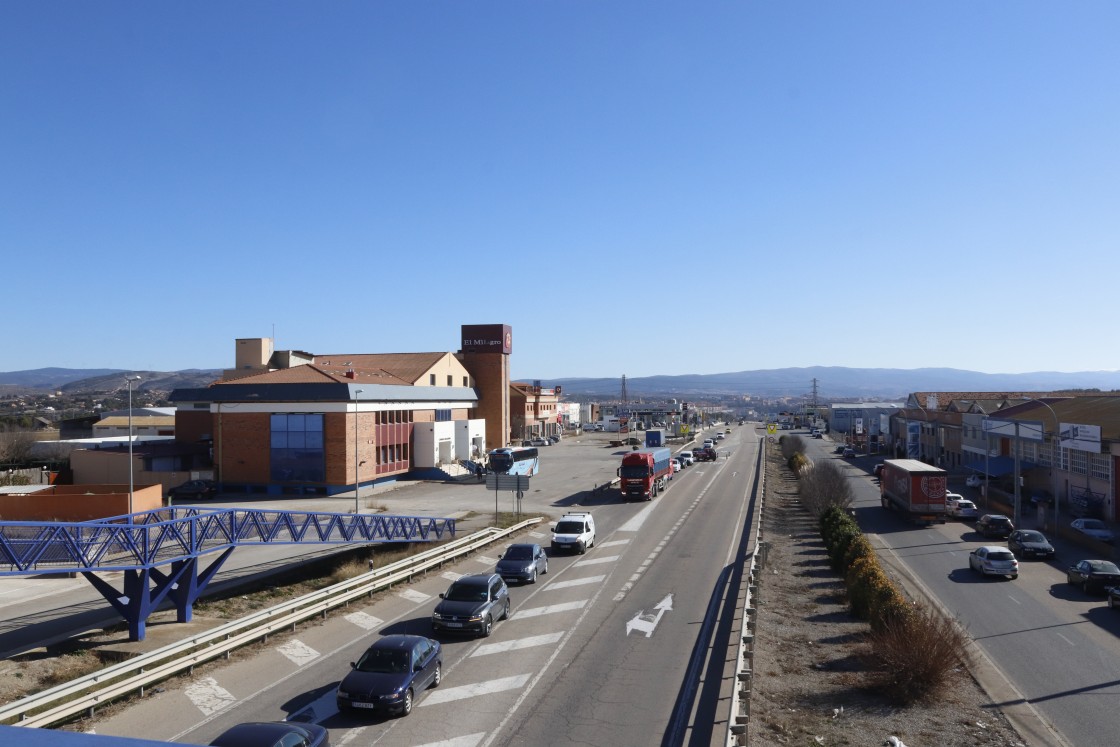 El Ayuntamiento va a mejorar la pavimentación del Parque Industrial La Paz