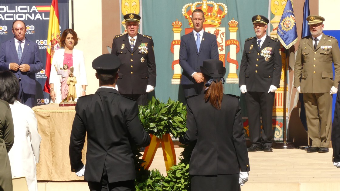 La Policía Nacional en Teruel entrega ocho distinciones por el día de sus patrones