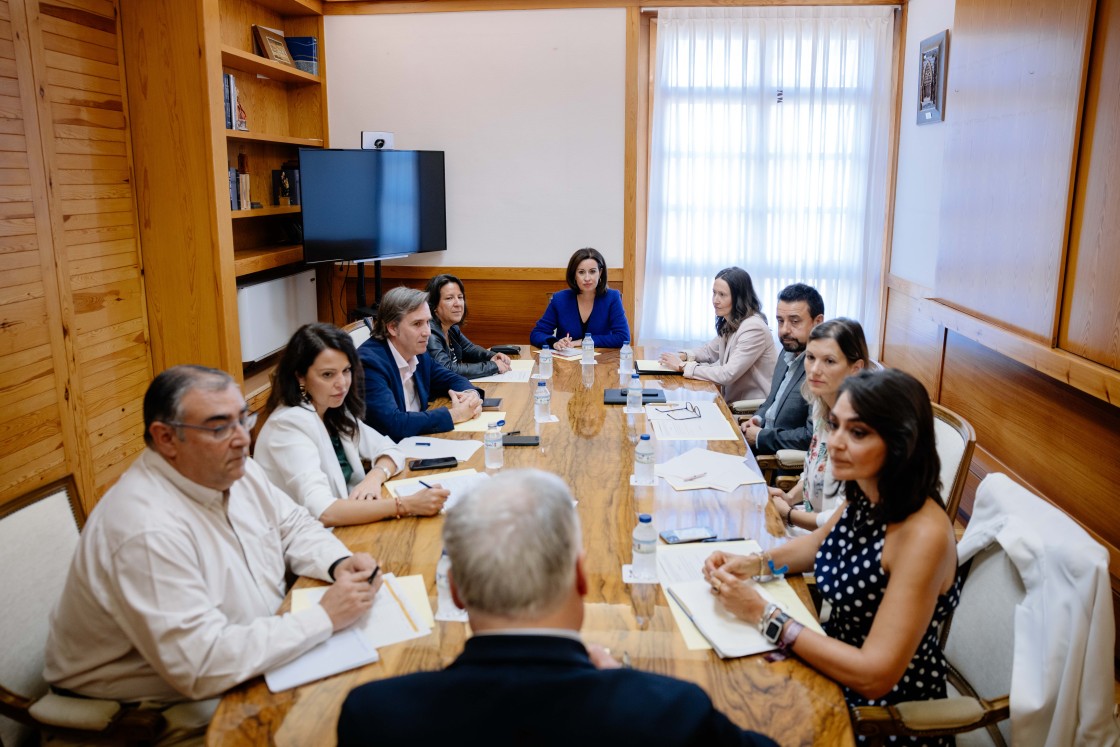 La comisión autonómica sobre despoblación hará un convenio para mejorar servicios básicos