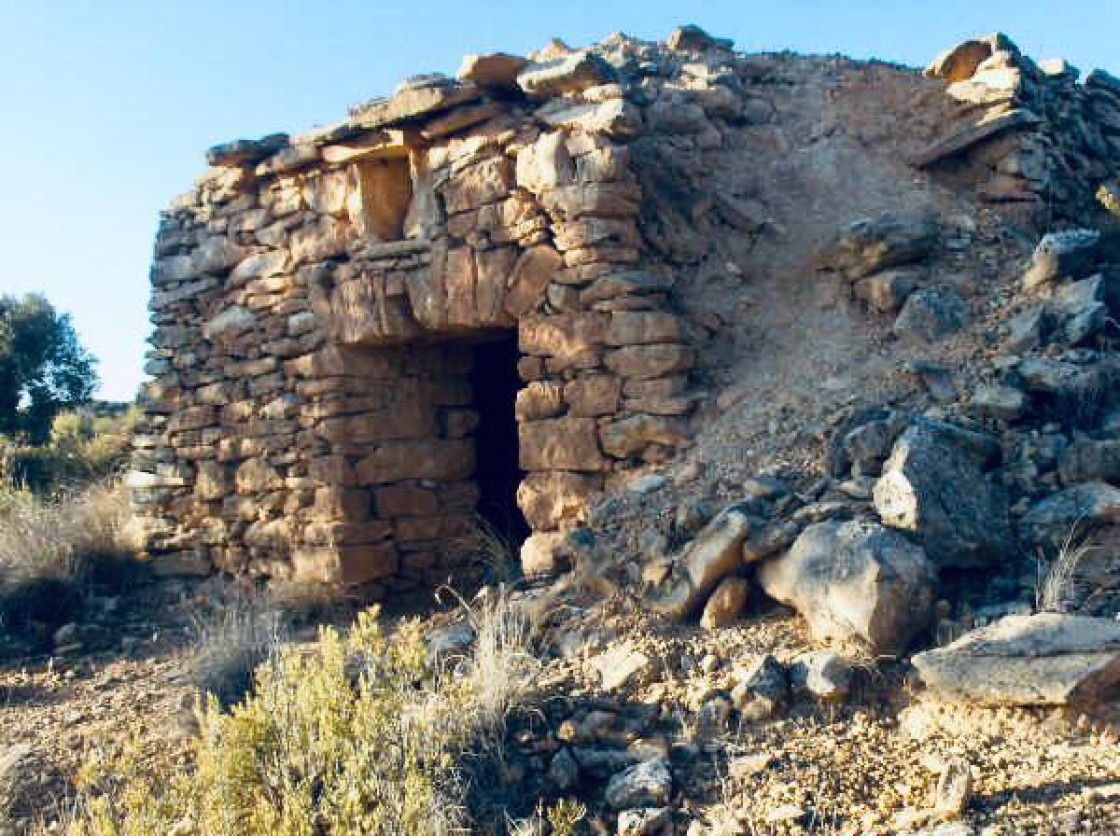 Torrecilla de Alcañiz recupera su patrimonio con la Asociación Amig@s de la Piedra Seca