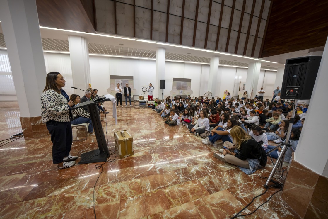 Ciento veinte niños de todo Aragón debaten en Teruel acerca del bienestar emocional