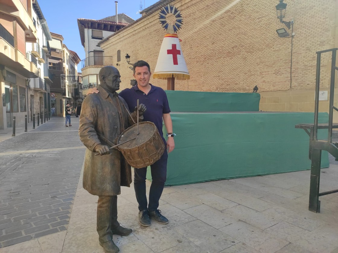 Alberto Herrero, alcalde de Calanda: “Sólo habrá tres verbenas en las Fiestas del Pilar por el calendario y  la cosecha, pero serán noches muy intensas”