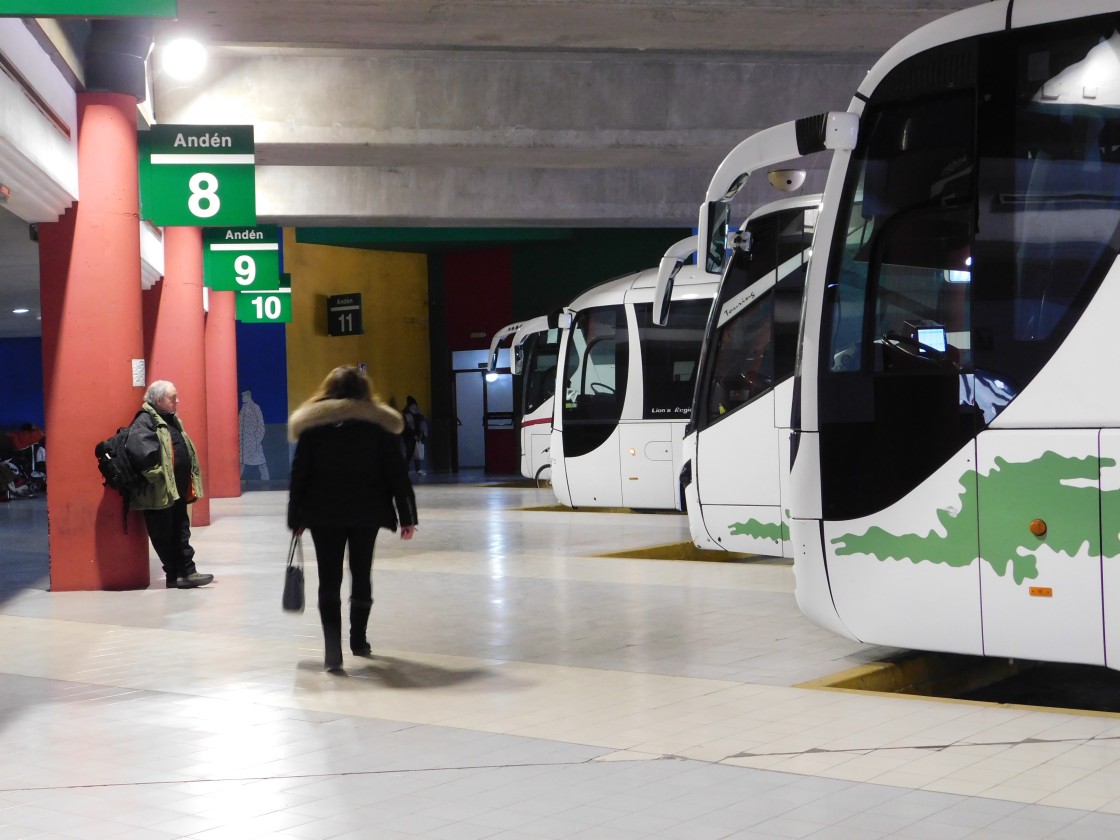 El nuevo mapa concesional de transporte acortará en unos 50 minutos los viajes de Teruel a Cuenca y a Reus y estudia una línea de autobús a Tudela