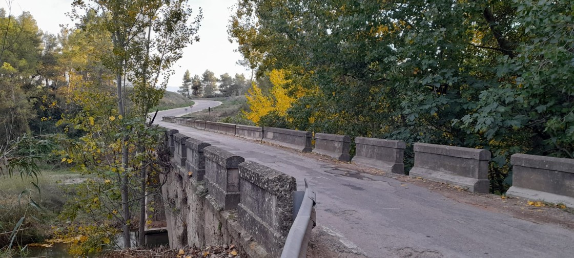 Comienzan las obras de ampliación  del puente de Lledó sobre el río Algars