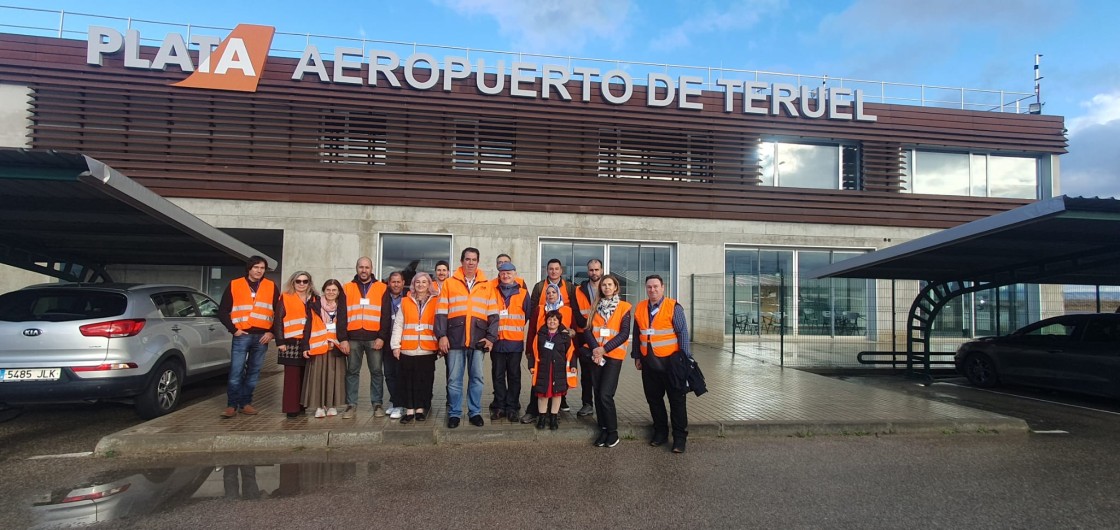 La EUPT coopera con universidades internacionales para atraer alumnos