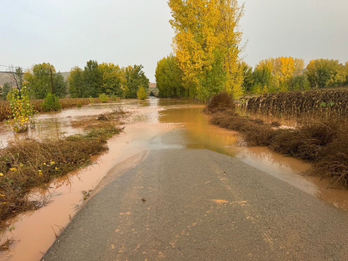 La dana provoca incidencias en varias carreteras de la provincia y se aplaza el comienzo de las clases en el colegio Villa de Utrillas