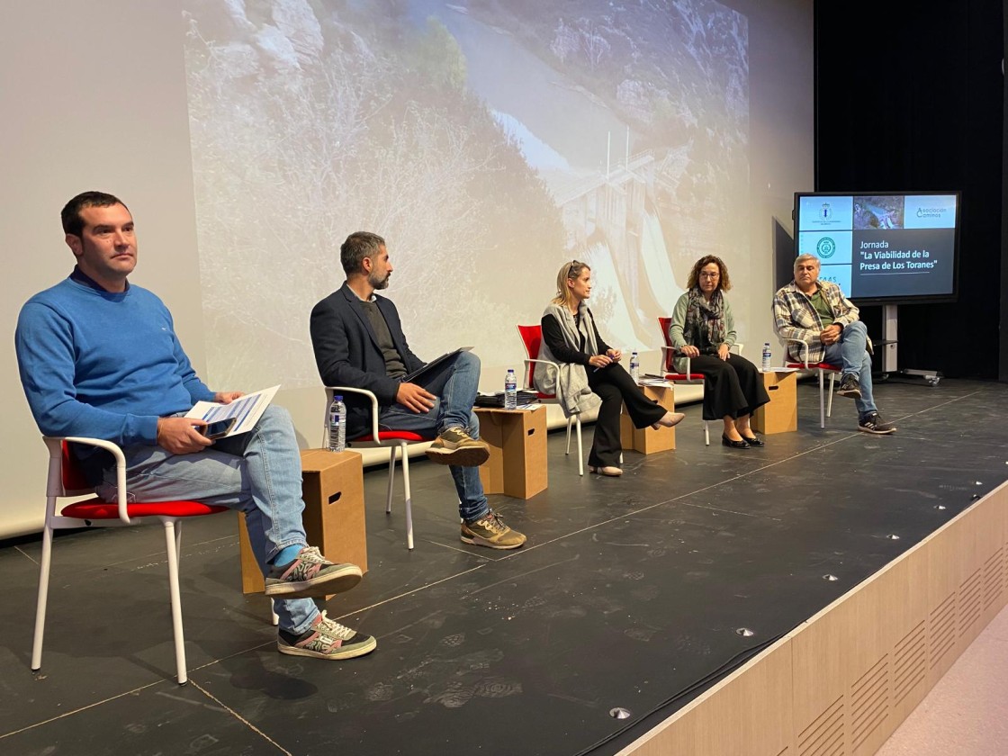 Expertos e instituciones abogan por el mantenimiento de la presa de Los Toranes por ser clave para el desarrollo sostenible de la comarca Gúdar-Javalambre