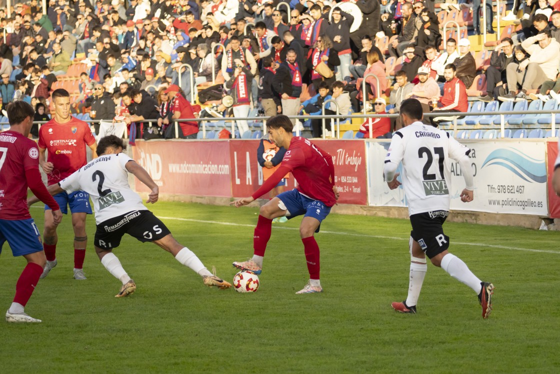 El CD Teruel empata un partido que mereció ganar a los puntos (1-1)