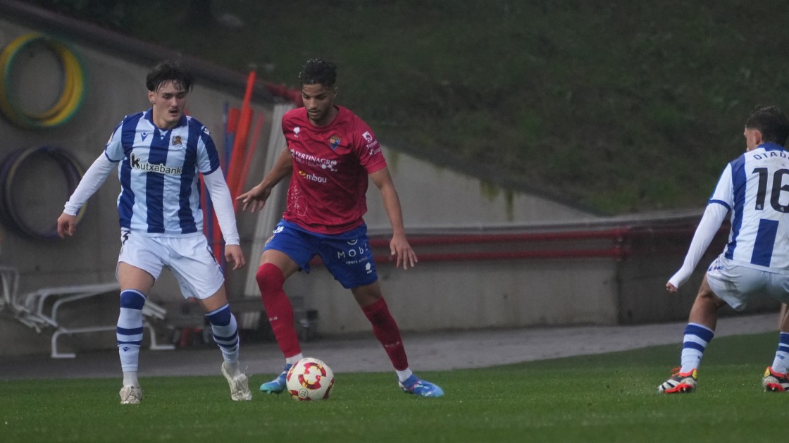 El Teruel falla repetidamente arriba y lastimosamente atrás para caer en Zubieta (3-1)