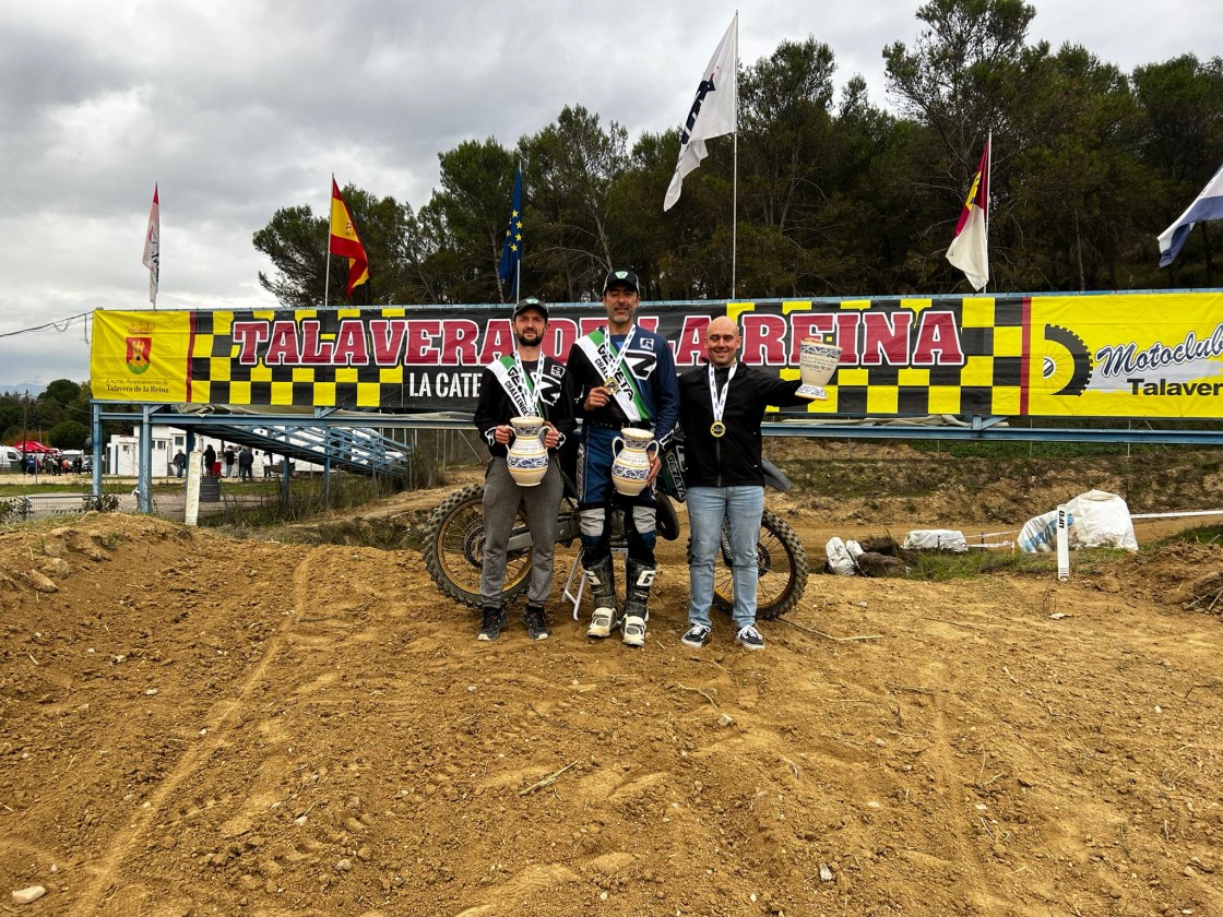 Tres pilotos turolenses reinan en la Copa de España de Motocross Clásico