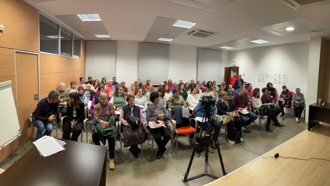 La Cátedra Educación y Territorio de la DPT y de la Universidad de Zaragoza aborda en Cantavieja los retos del sistema educativo en la provincia de Teruel