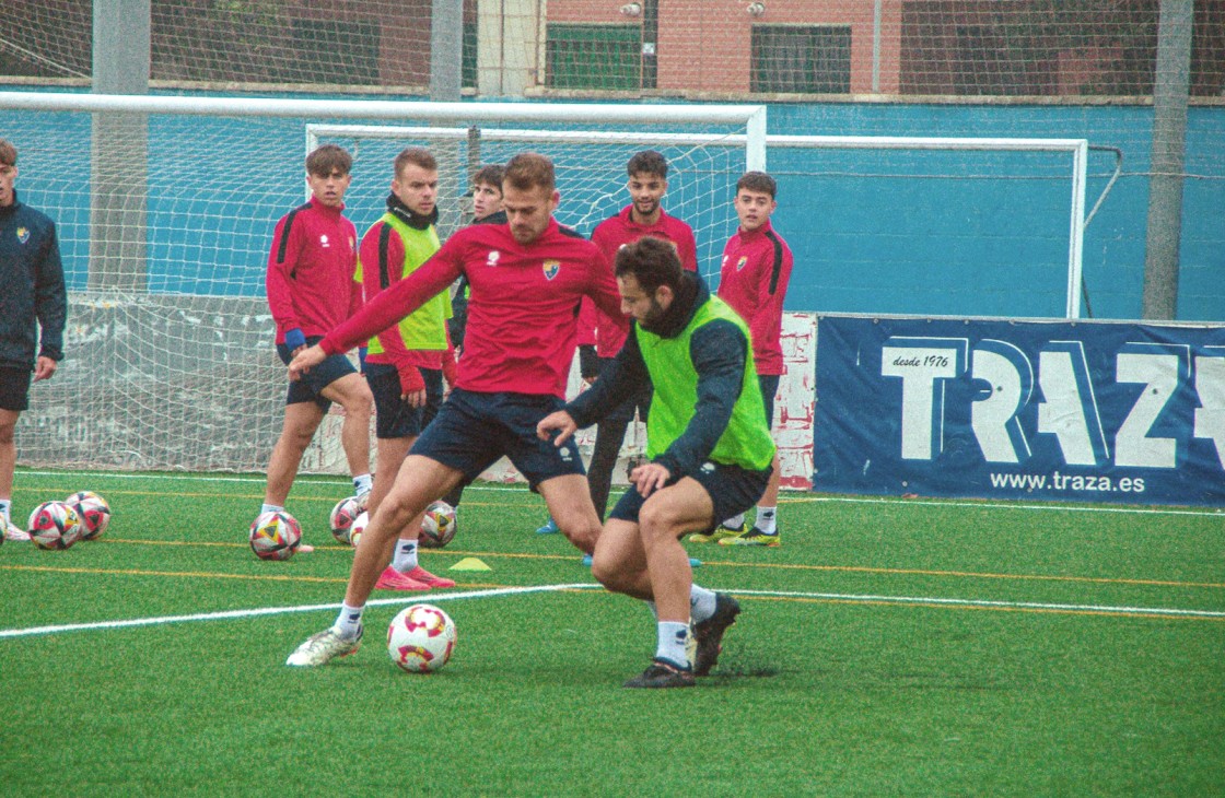 Unai Mendia, entrenador del CD Teruel: “Tenemos una necesidad grande de ganar y sumar puntos”