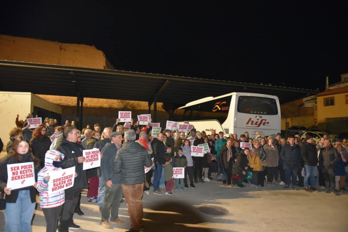 Habrá autobús directo desde Alcorisa hasta Zaragoza y entrará en servicio el lunes 16