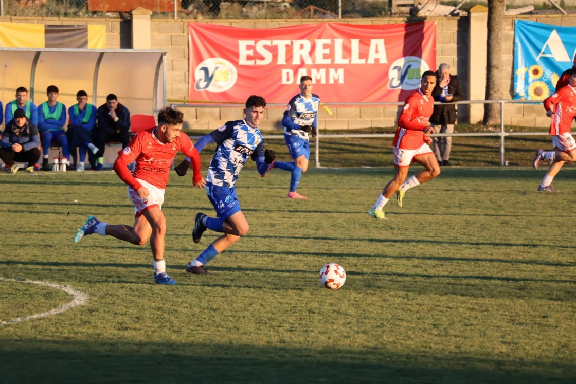 El Calamocha gana y pide la vez para pelear por la zona de ascenso (3-2)