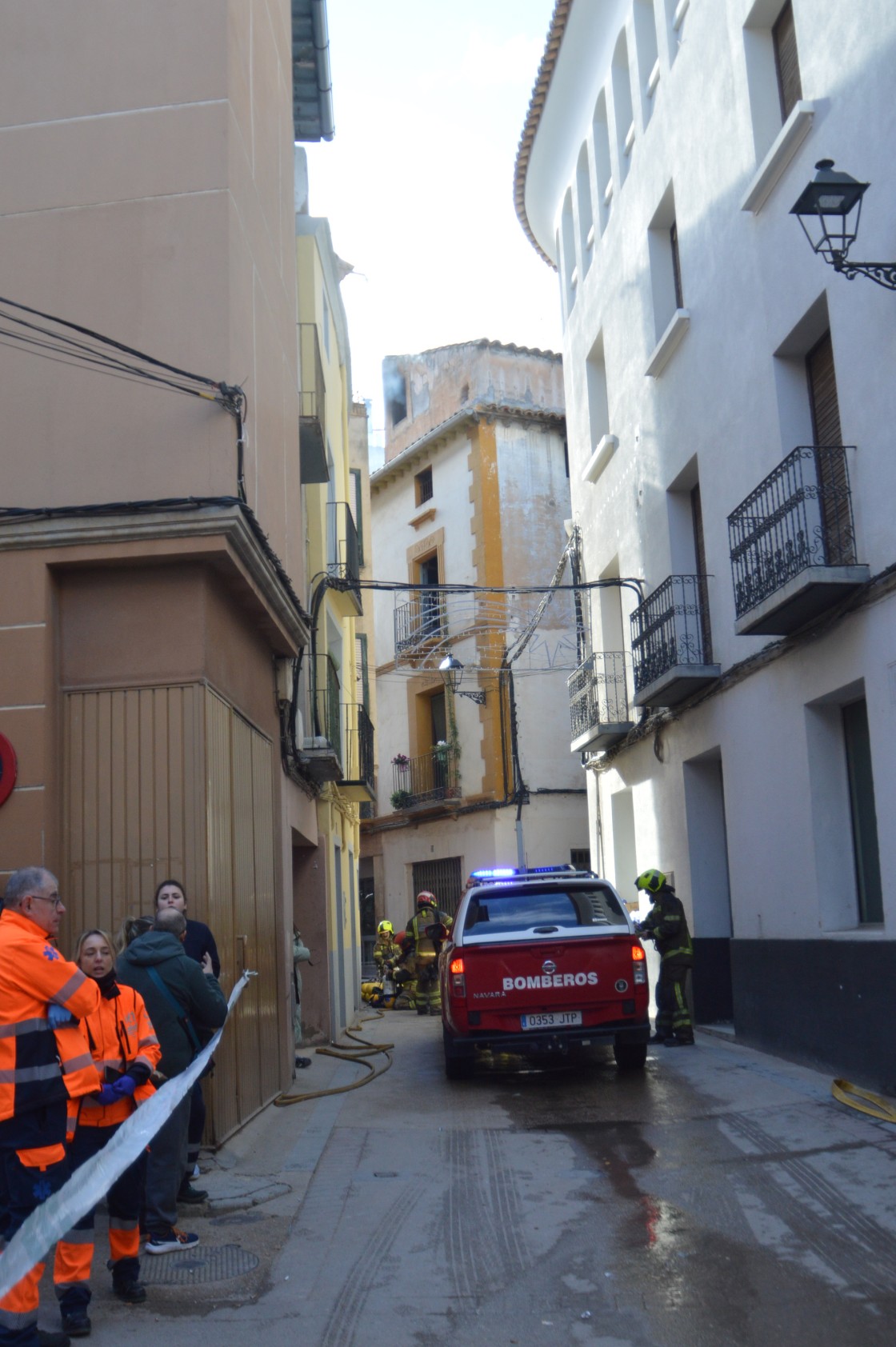 Albalate llama a la prudencia ante el estado de la vivienda incendiada