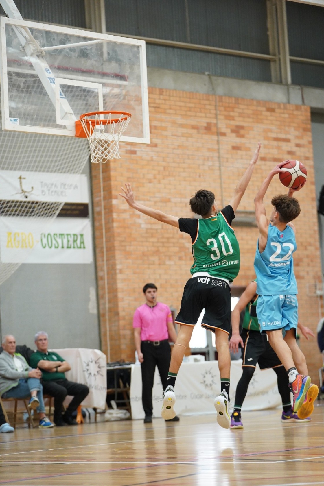 Las mejores canteras del baloncesto traen más de dos mil visitantes a Gúdar-Javalambre