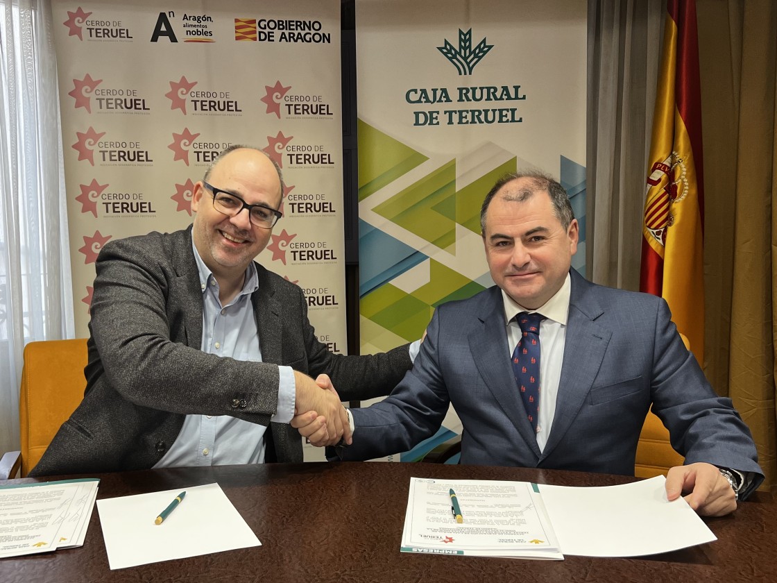 Caja Rural de Teruel firma un nuevo convenio con la IGP Cerdo de Teruel 