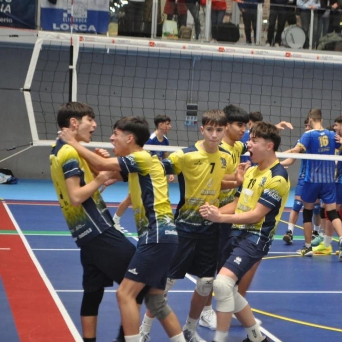 Los cadetes de Las Viñas acaban cuartos el Campeonato de España de voleibol