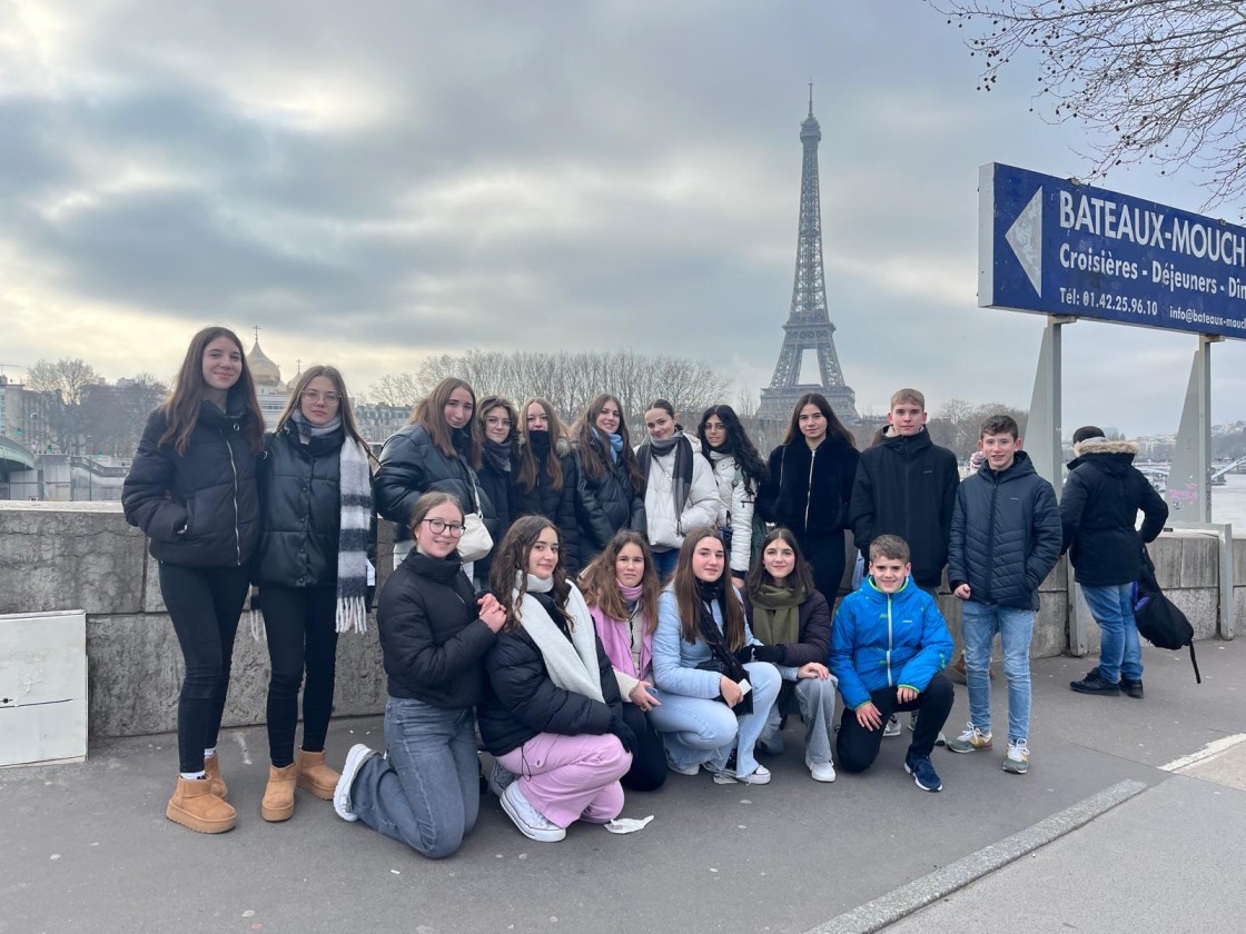 Estudiantes de Secundaria de Teruel y de Cantavieja descubren los encantos de París