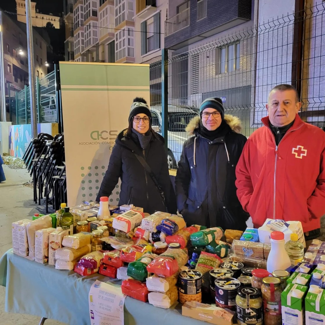 La Asociación de Comercio y Servicios de Alcañiz organiza una recogida de alimentos que beneficiará a Cruz Roja