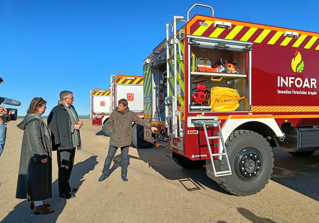 El operativo de incendios forestales de Aragón suma cinco autobombas que suministran por tierra